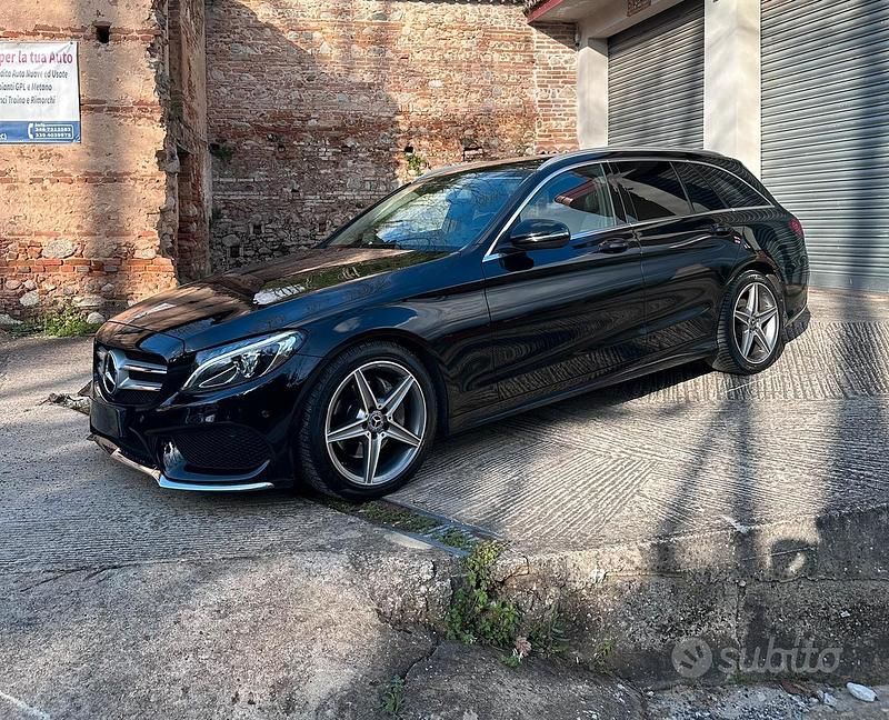 Usata Mercedes C220 Premium 170 CV (125 kW) 2018 Nero Station wagon