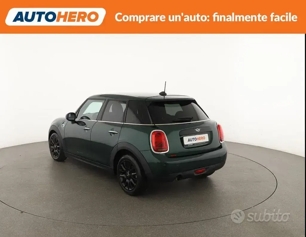 Usata Mini ONE 75 CV (55 kW) 2018 Verde Utilitaria