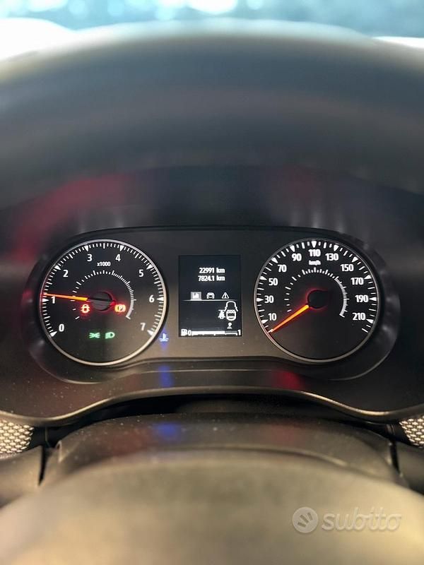 Usata Dacia Sandero Expression 67 CV (49 kW) 2023 Blu Berlina
