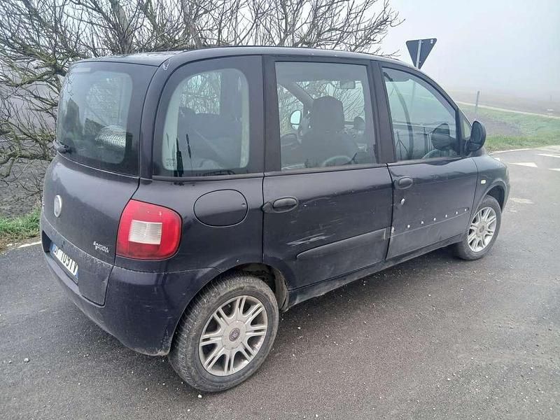 Usata Fiat Multipla 95 CV (69 kW) 2004 Monovolume