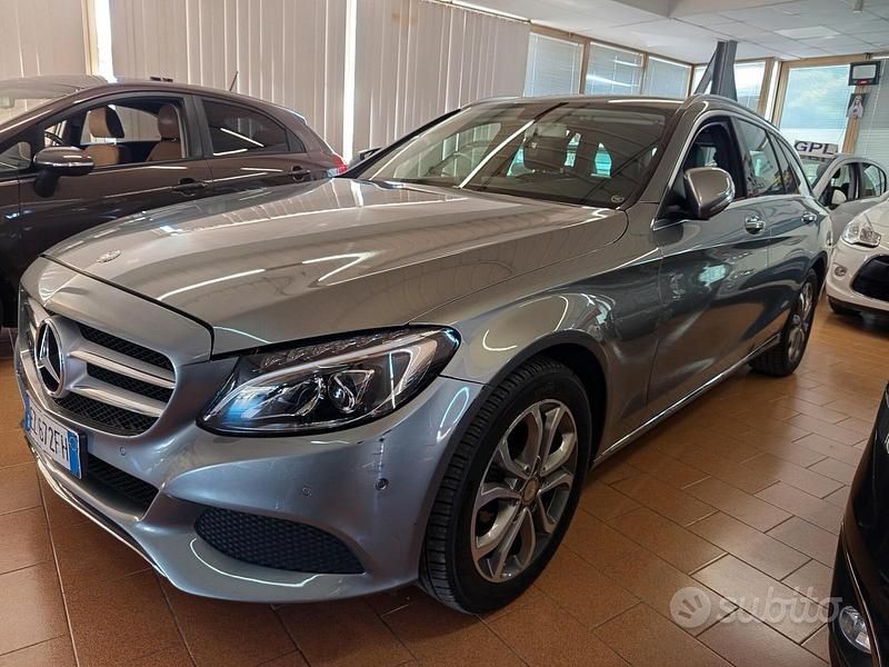 Usata Mercedes C200 Premium 136 CV (100 kW) 2015 Grigio Station wagon