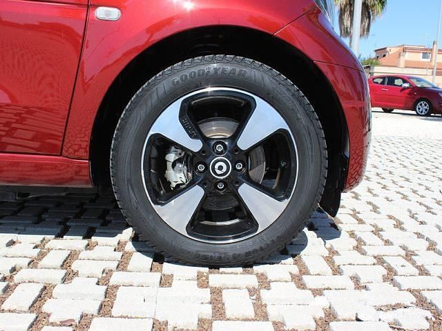 Usata Smart ForTwo Electric Drive Passion 40 kW (55 CV) 2021 Rosso Utilitaria