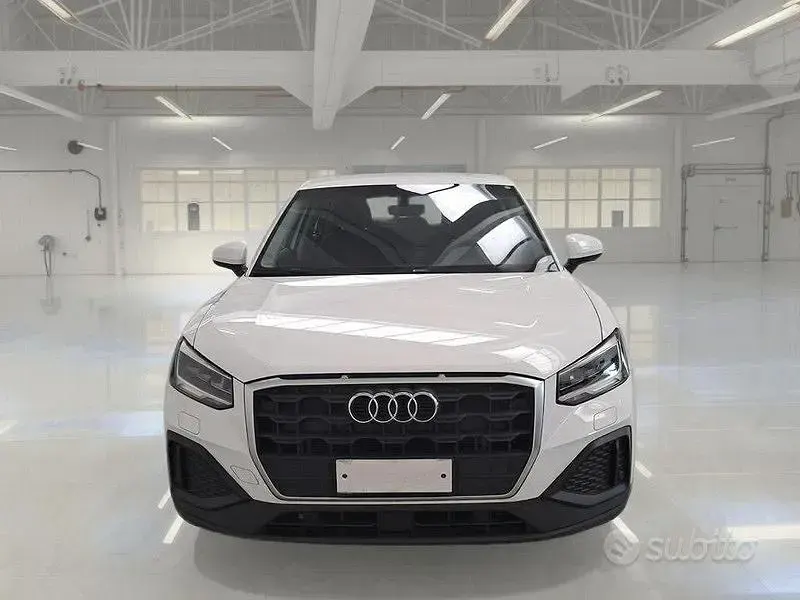 Usata Audi Q2 Business 116 CV (85 kW) 2022 Bianco SUV