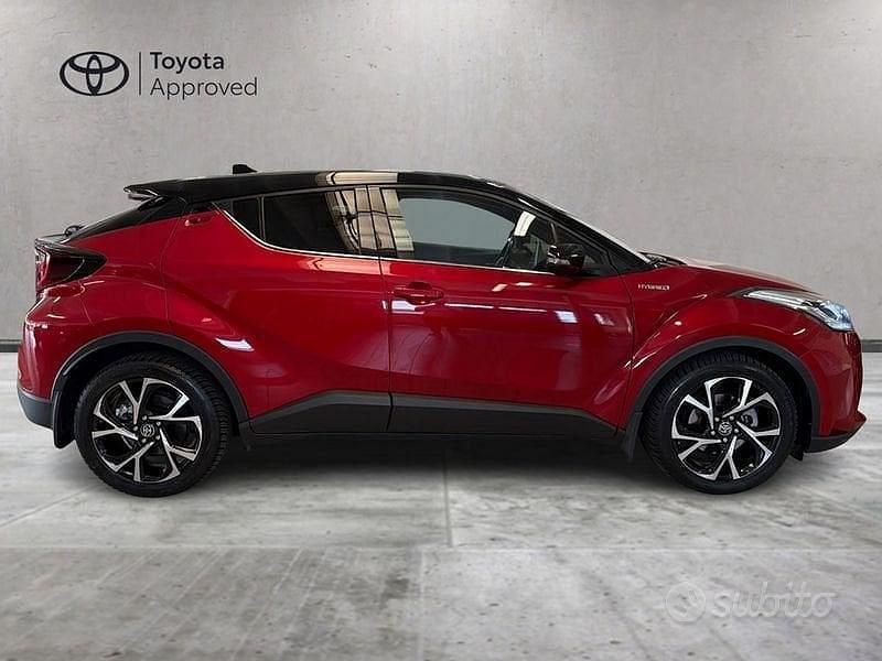 Usata Toyota C-HR Trend 184 CV (135 kW) 2020 Rosso SUV