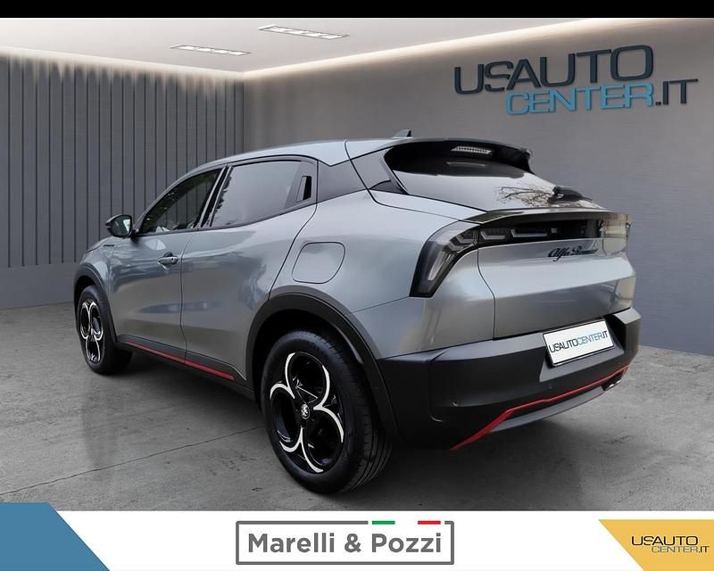 Usata Alfa Romeo Junior Edizione Speciale 145 CV (106 kW) 2025 Bianco SUV