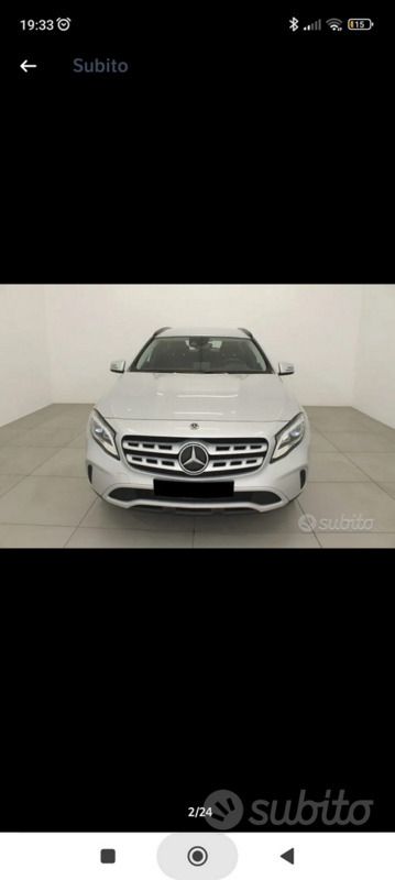 Grigio Usata 2019 Mercedes GLA220 SUV | 19.000 € (Cara) - Immagine 1/4