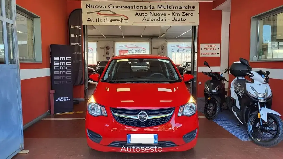 Usata Opel Karl Cosmo 75 CV (55 kW) 2016 Rosso Utilitaria