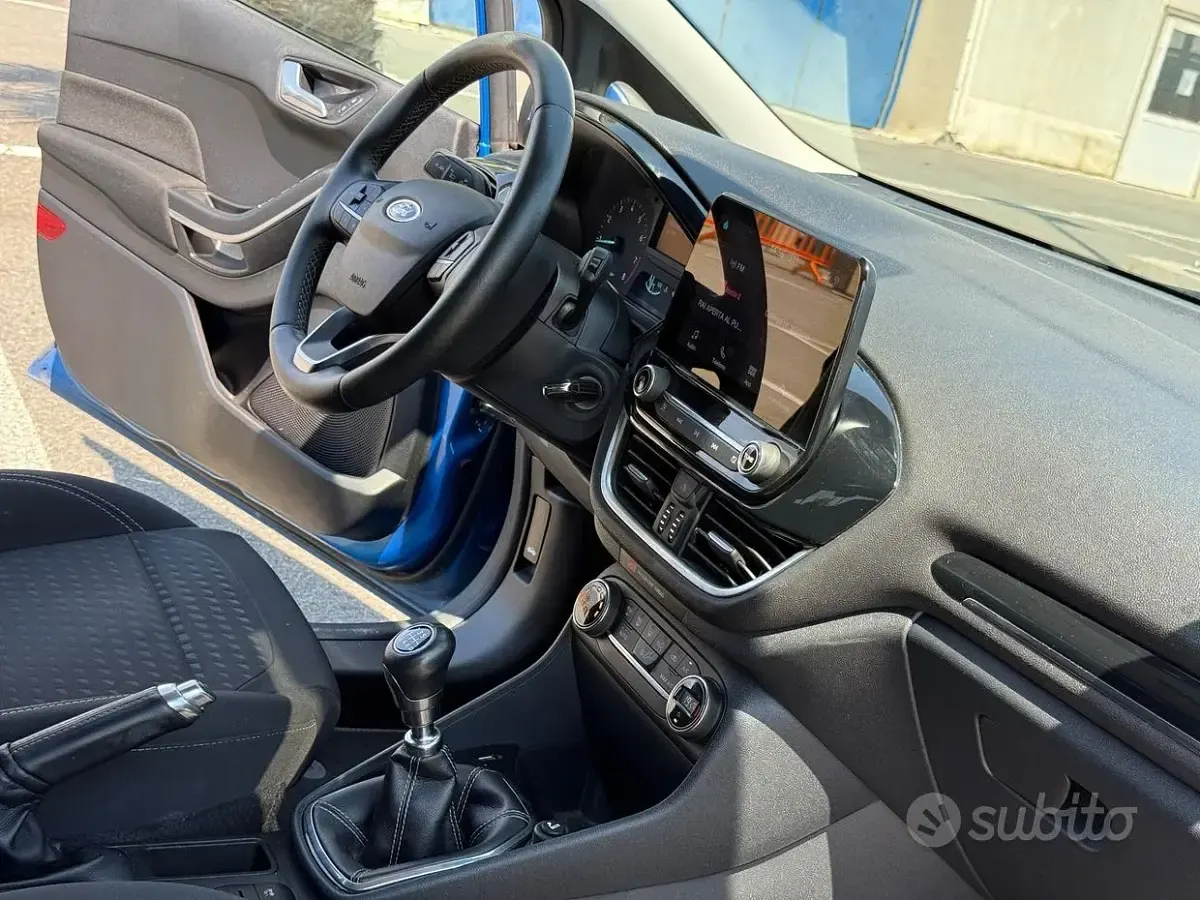 Usata Ford Fiesta Titanium 95 CV (69 kW) 2020 Bluazzurro Utilitaria