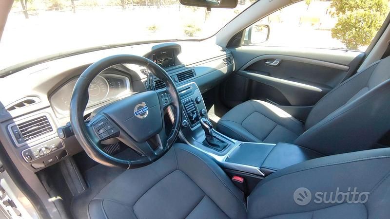 Usata Volvo XC70 181 CV (133 kW) 2016 Grigio Berlina