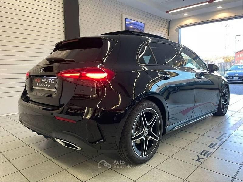 Usata Mercedes A180 AMG Line Premium 136 CV (100 kW) 2023 Nero Berlina