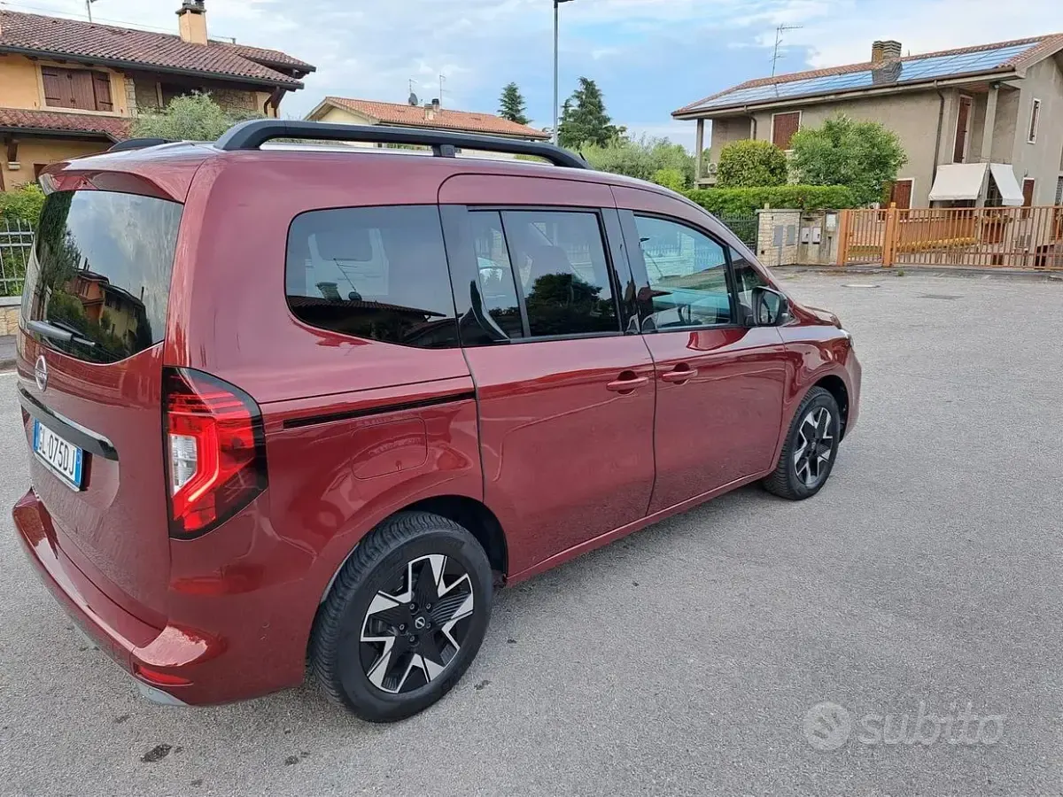 Usata Nissan Townstar Tekna 131 CV (96 kW) 2023 Rosso Furgone