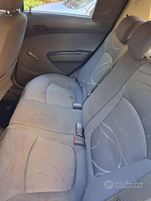 Usata Chevrolet Spark 68 CV (50 kW) 2012 Grigio Utilitaria