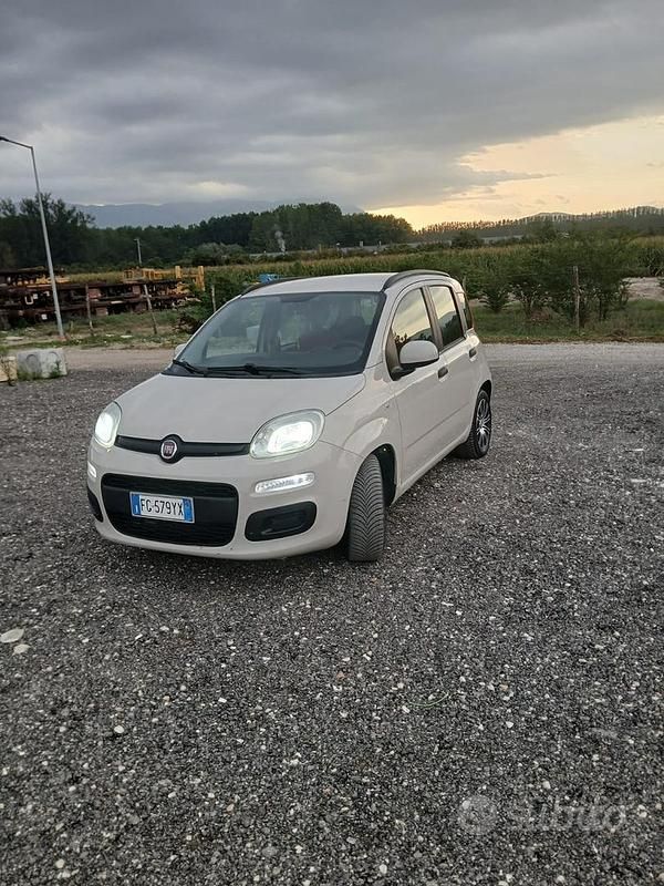 Usata Fiat Panda 95 CV (69 kW) 2017 Marrone Utilitaria