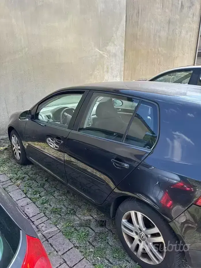 Usata VW Golf VI 102 CV (75 kW) 2008 Nero Utilitaria