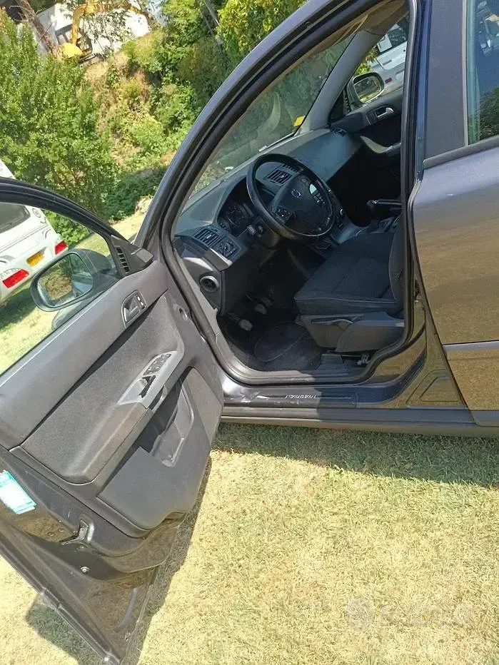 Usata Volvo V50 109 CV (80 kW) 2010 Grigio Station wagon