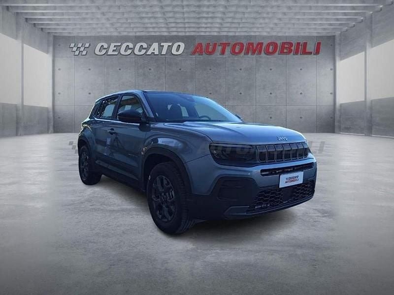 Nuova Jeep Avenger Longitude 101 CV (74 kW) 2025 Grigio SUV