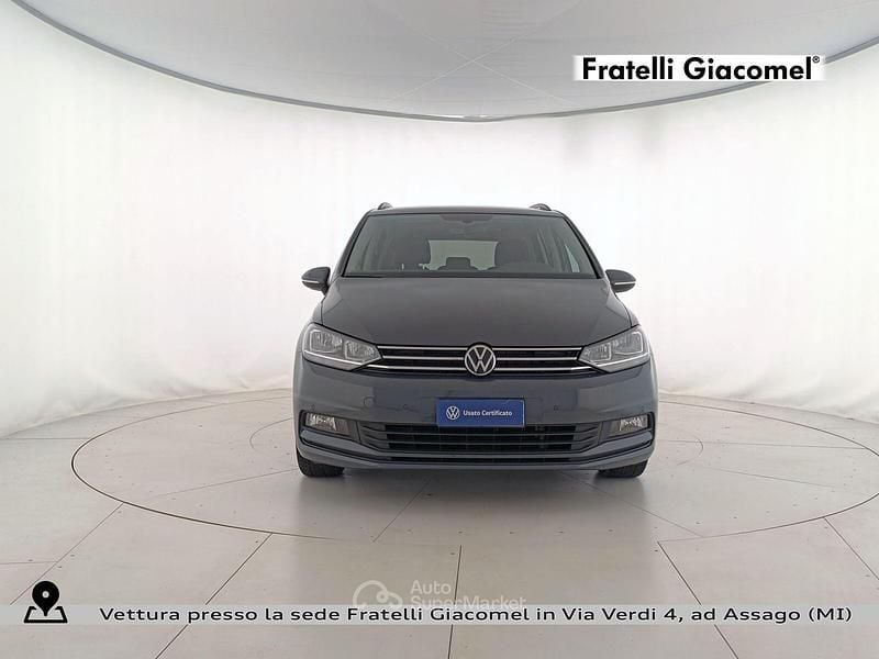 Usata VW Touran Business 122 CV (89 kW) 2021 Gray Monovolume
