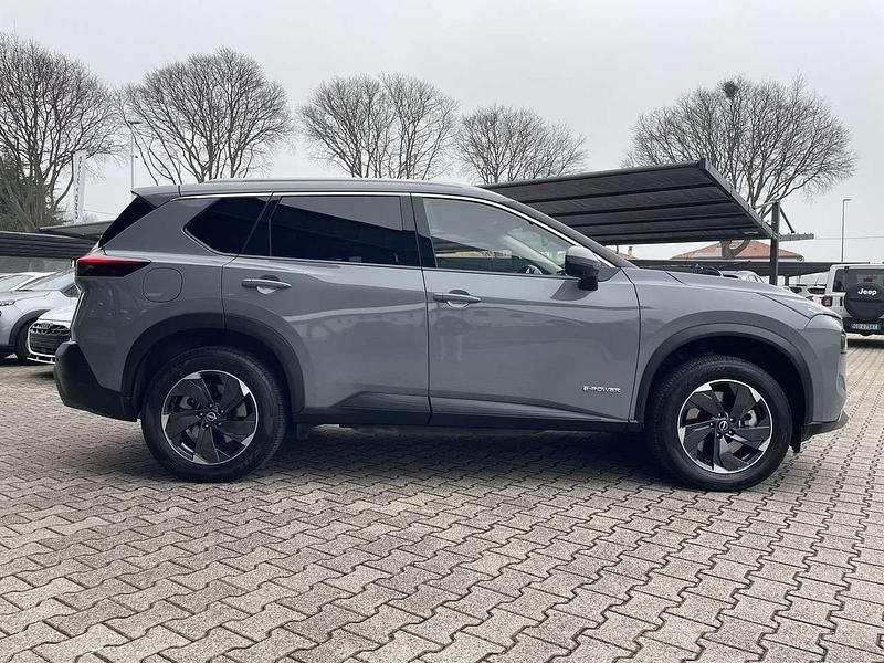 Usata Nissan X-Trail N-Connecta 213 CV (156 kW) 2025 Grigio SUV