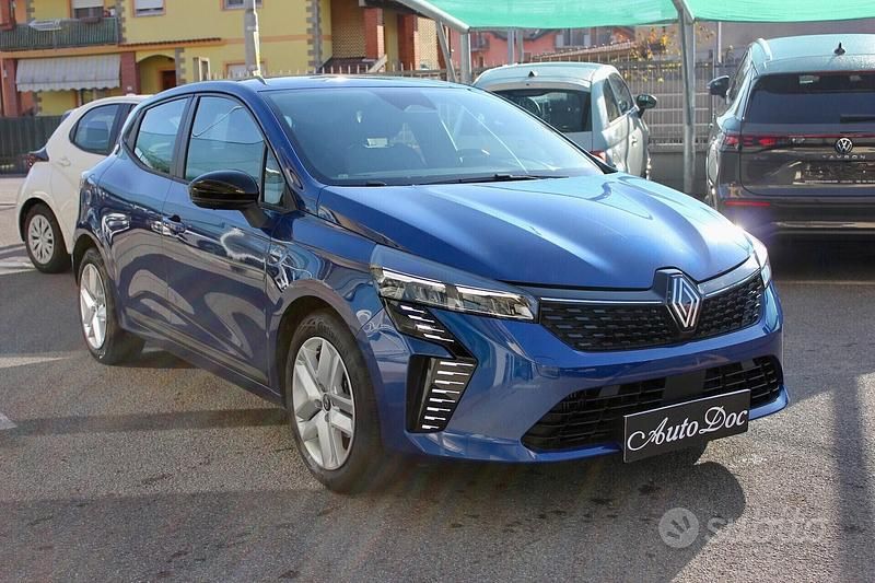 Usata Renault Clio V Evolution 91 CV (66 kW) 2025 Blu Berlina