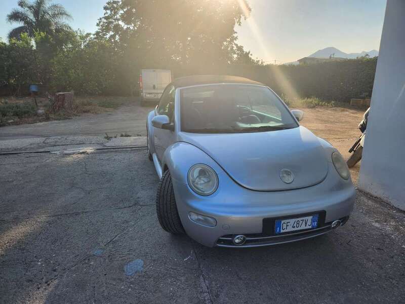 Usata 2003 VW Beetle Cabrio | 7200 € (Cara) - Immagine 1/4