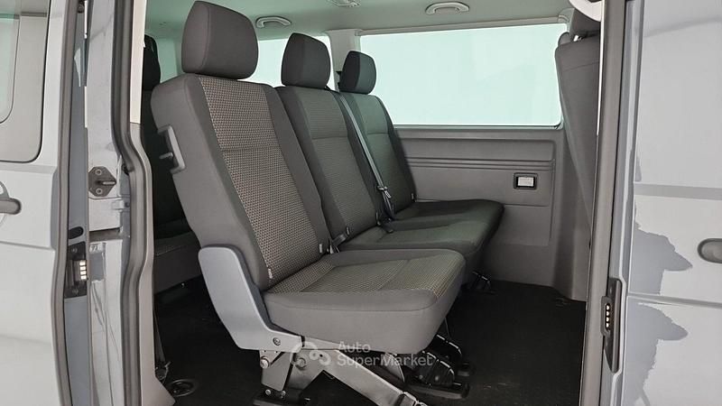 Usata VW Caravelle Business 110 CV (80 kW) 2023 Grigio Monovolume
