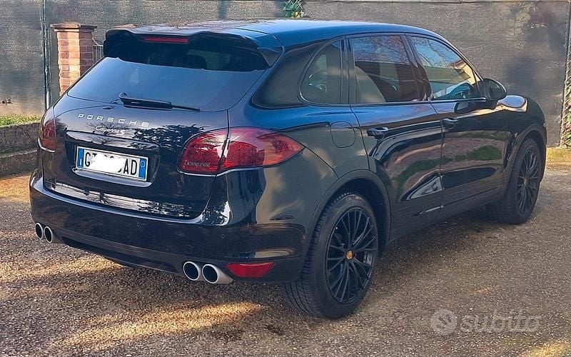 Usata Porsche Cayenne 245 CV (180 kW) 2014 Nero SUV