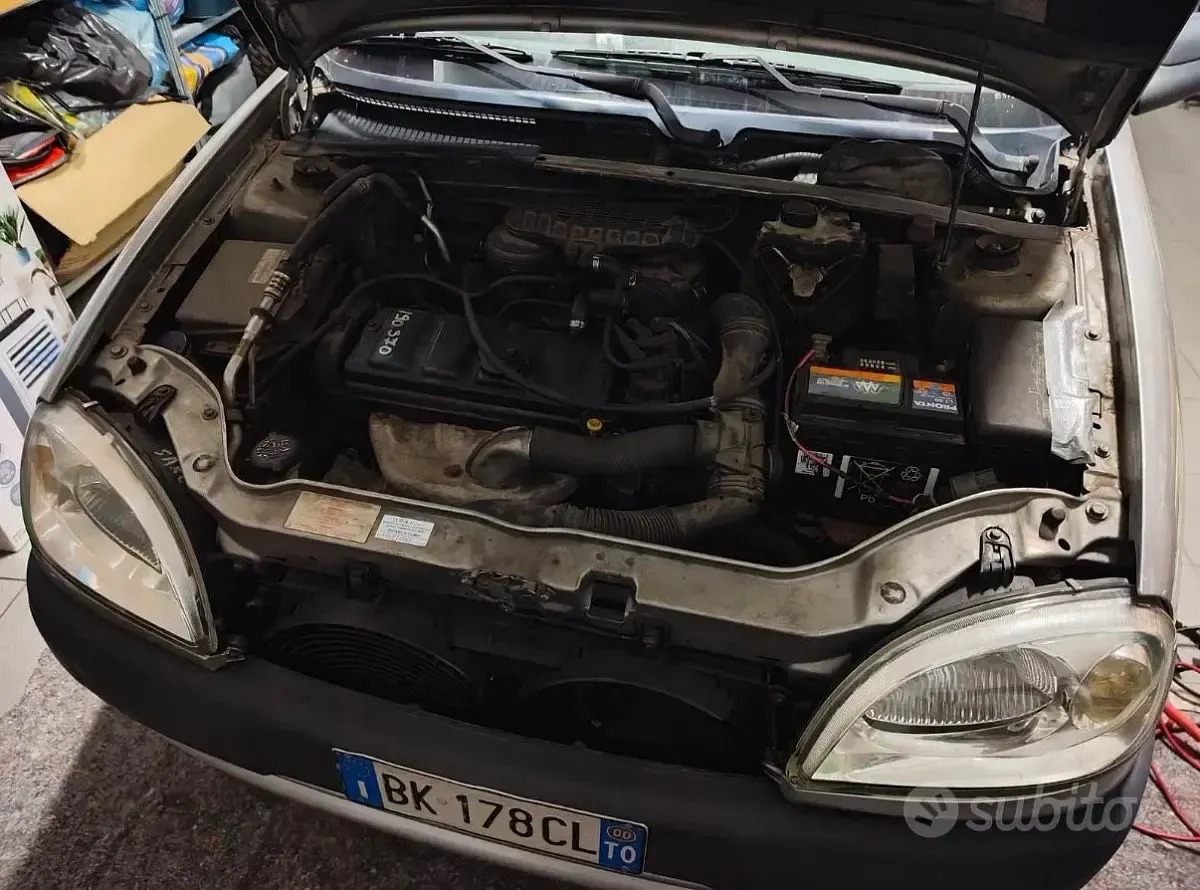 Usata Citroën Saxo 60 CV (44 kW) 2000 Grigio Utilitaria