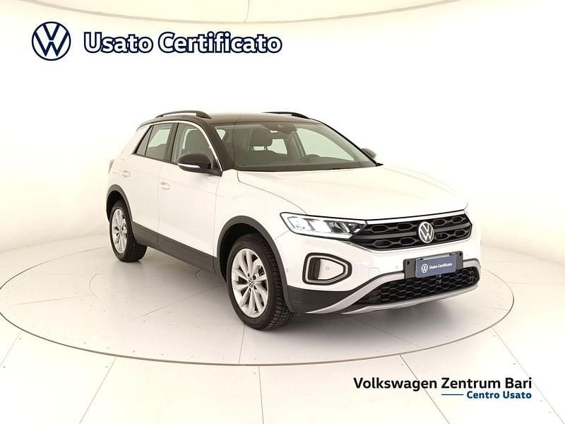Usata VW T-Roc Life 116 CV (85 kW) 2023 Bianco SUV