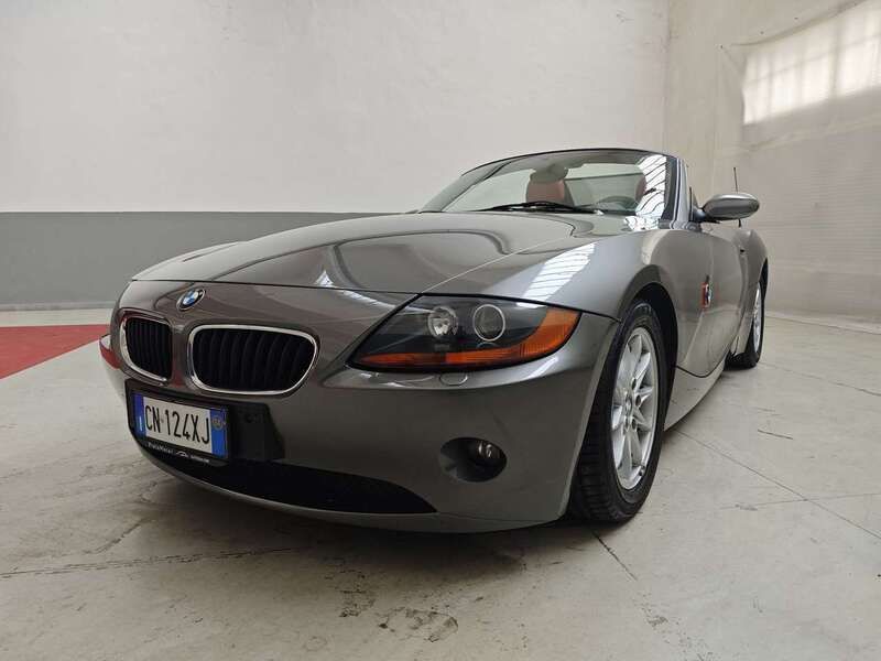 Usata BMW Z4 192 CV (141 kW) 2004 Grigio Cabrio