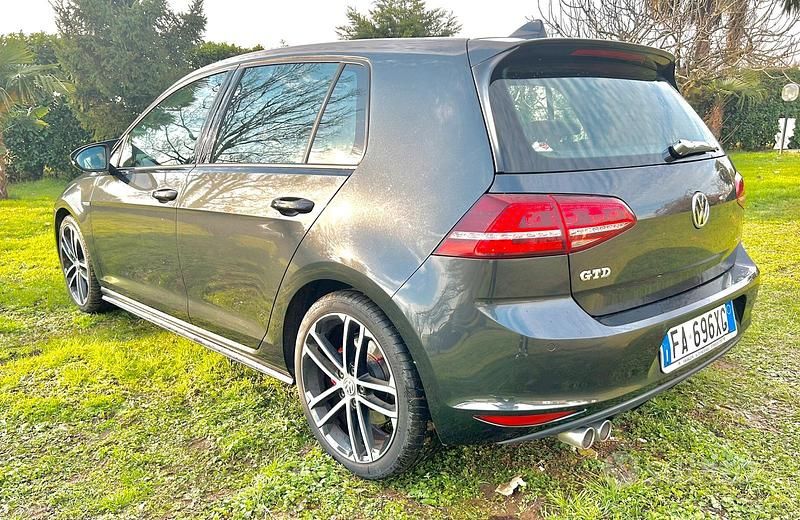 Usata VW Golf VII Sportline 184 CV (135 kW) 2016 Berlina