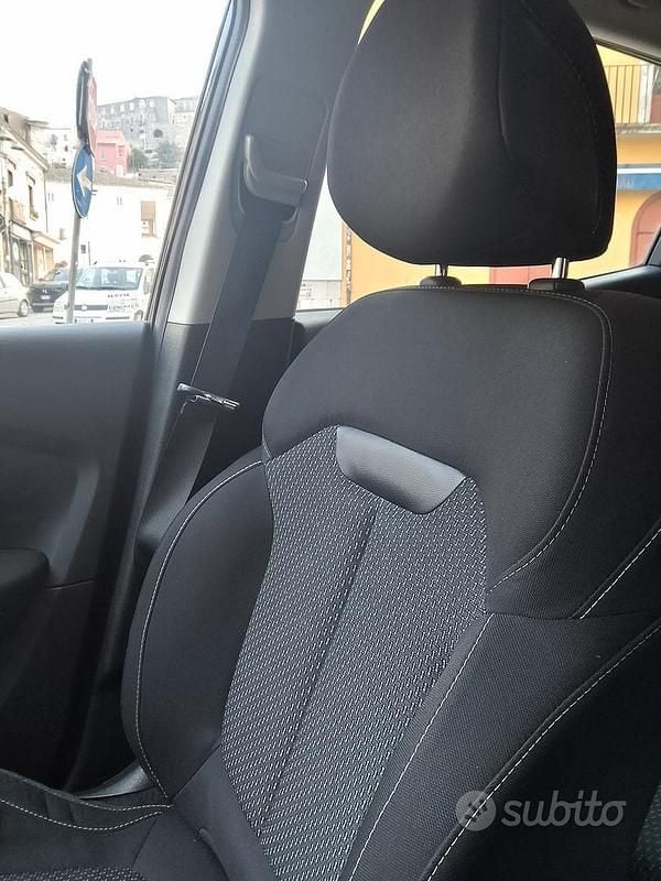 Usata Renault Kadjar 130 CV (95 kW) 2016 Blu SUV