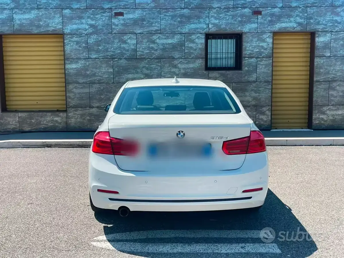 Usata BMW 318 M Sport 150 CV (110 kW) 2015 Bianco Berlina
