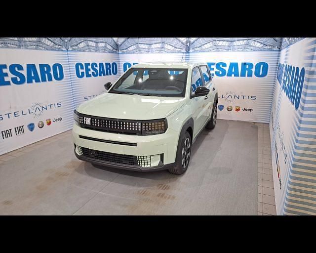 Nuova Fiat Grande Panda Icon 110 CV (80 kW) 2025 Azzurro Utilitaria