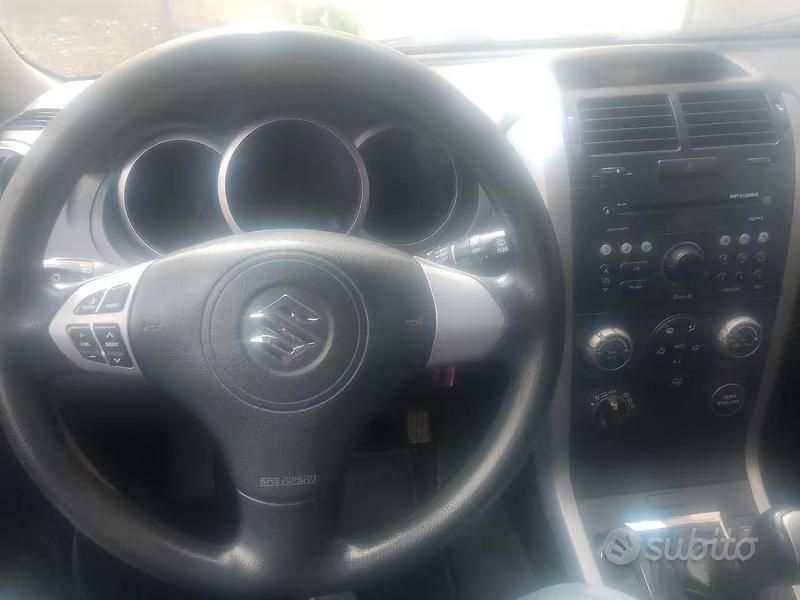 Usata Suzuki Vitara 2008 Grigio SUV