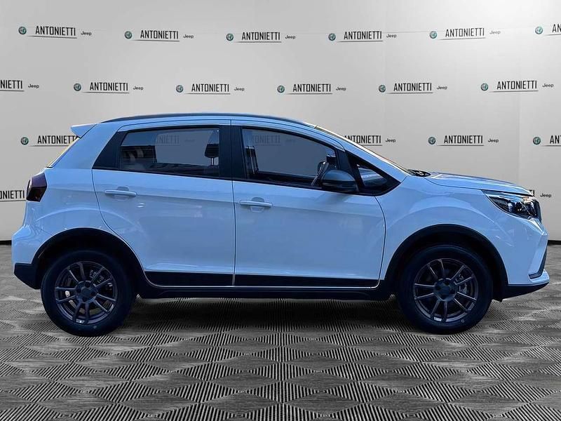 Nuova EMC QUATTRO 103 CV (75 kW) 2025 Bianco SUV