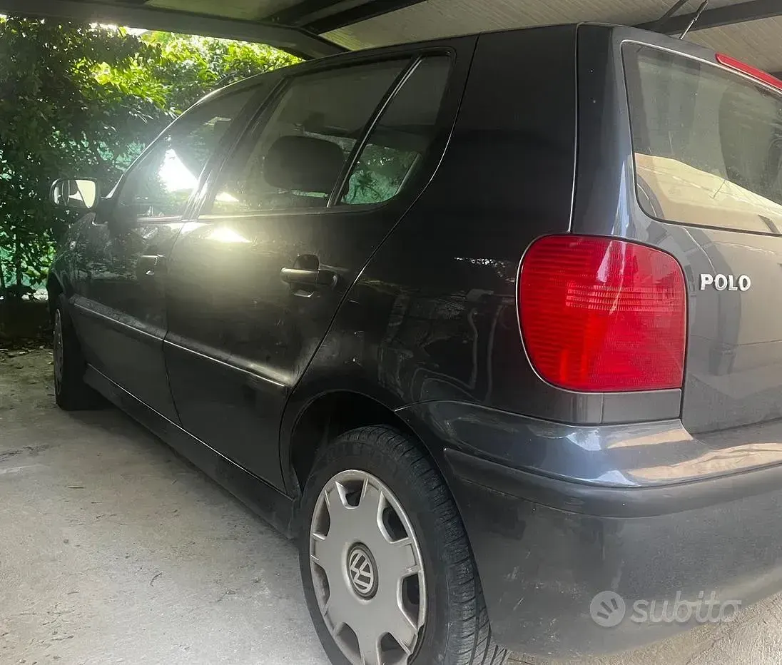 Usata VW Polo 75 CV (55 kW) 2001 Grigio Berlina