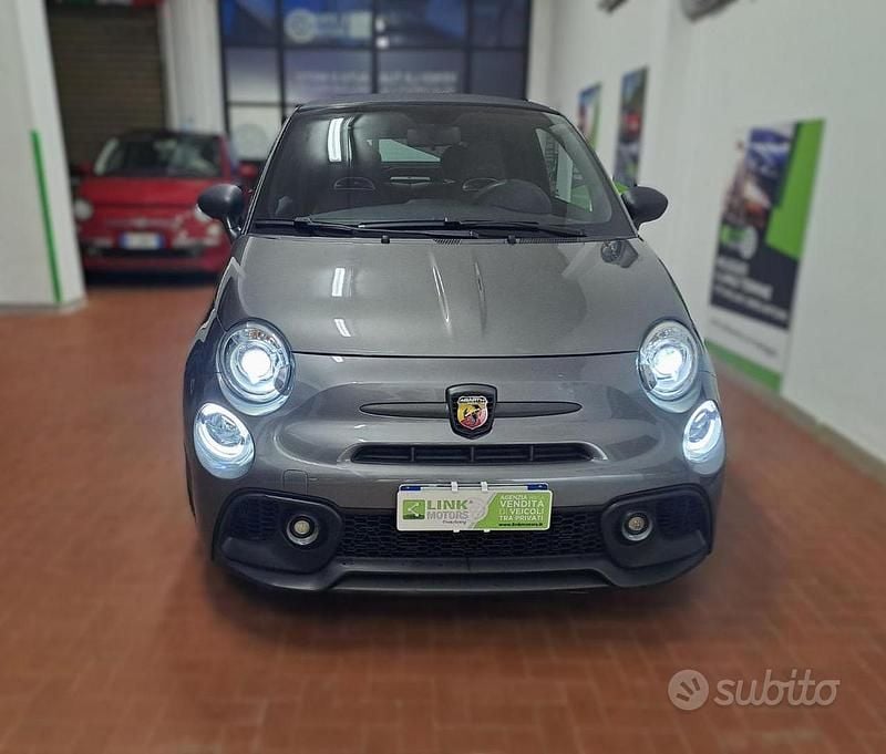 Usata Abarth 595C Competizione 180 CV (132 kW) 2022 Grigio Cabrio