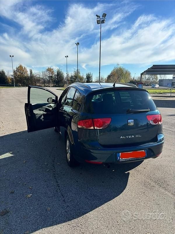 Usata Seat Altea 102 CV (75 kW) 2007 Monovolume