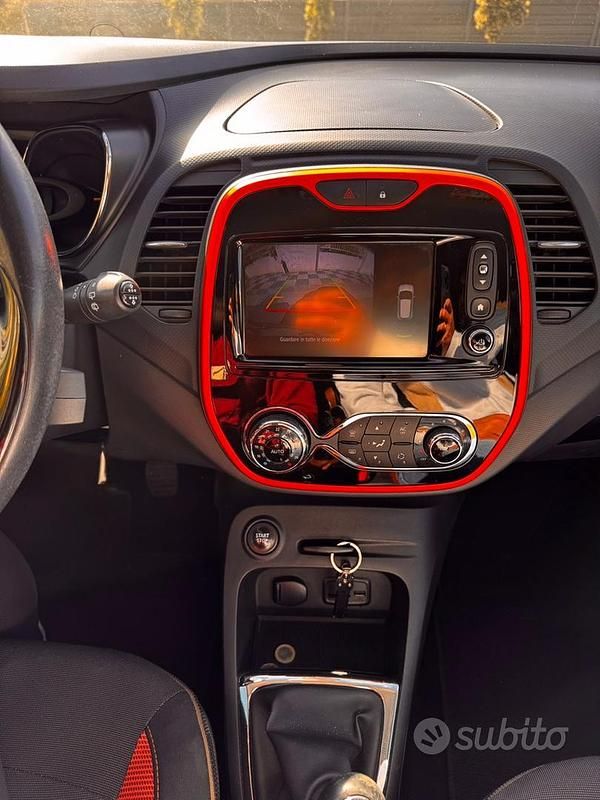 Usata Renault Captur 122 CV (89 kW) 2013 SUV