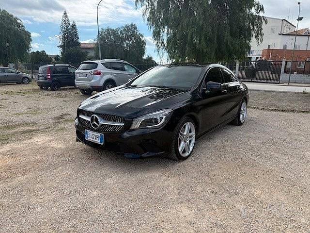 Usata Mercedes CLA200 135 CV (99 kW) 2014 Nero Berlina