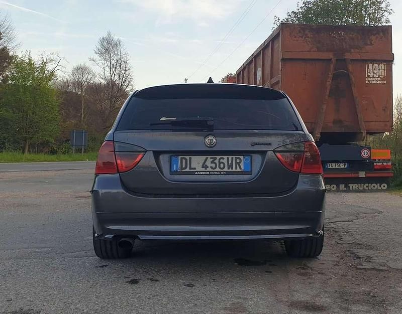 Usata BMW 320 Comfort Edition 163 CV (119 kW) 2007 Station wagon