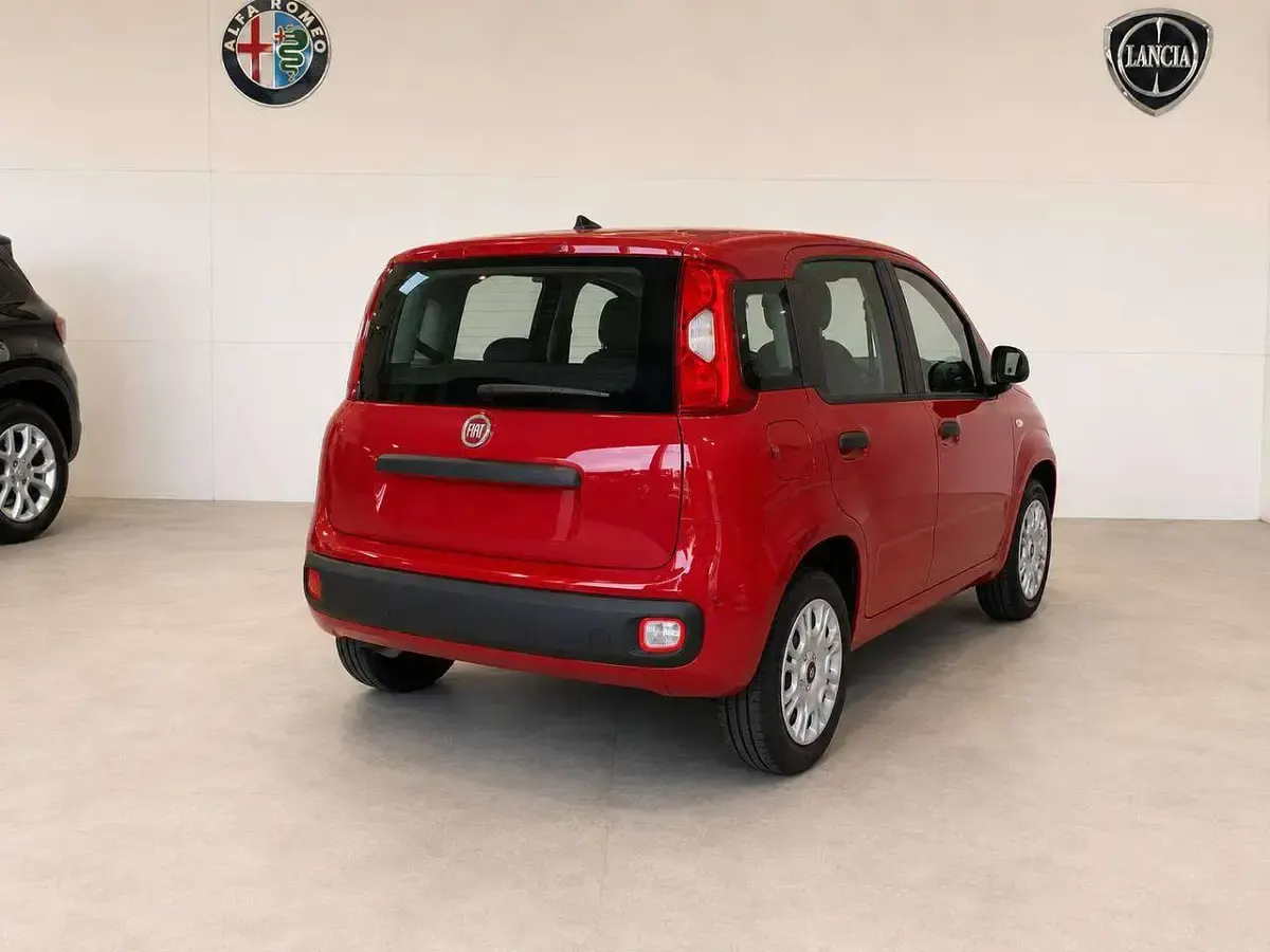 Nuova Fiat Panda Pop 65 CV (47 kW) 2026 Nero Utilitaria