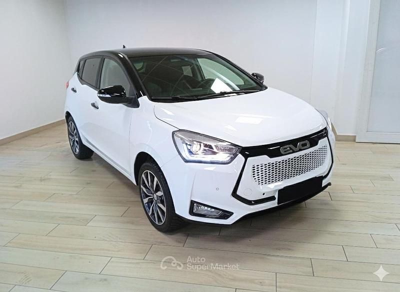 Usata EVO Evo 3 107 CV (78 kW) 2023 Nero SUV