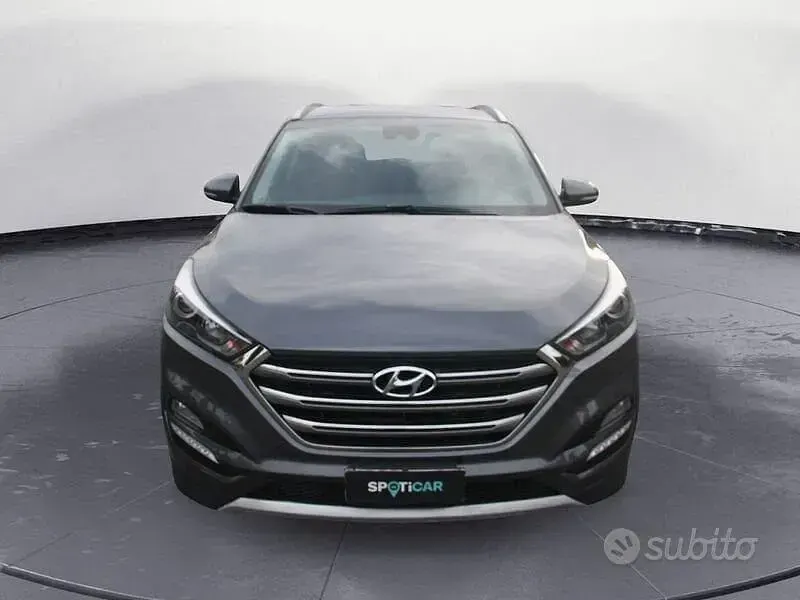 Usata Hyundai Tucson Xpossible 115 CV (84 kW) 2017 Grigio SUV