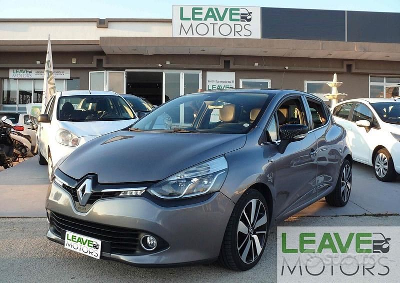 Usata Renault Clio IV 90 CV (66 kW) 2016 Grigio Berlina