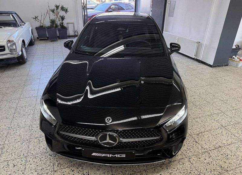 Begagnad Mercedes A200 Advanced Plus 150 HK (110 kW) 2025 Svart Sedan