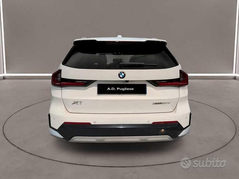 Używany BMW X1 Luxury Line 150 KM (110 kW) 2024 Biały SUV