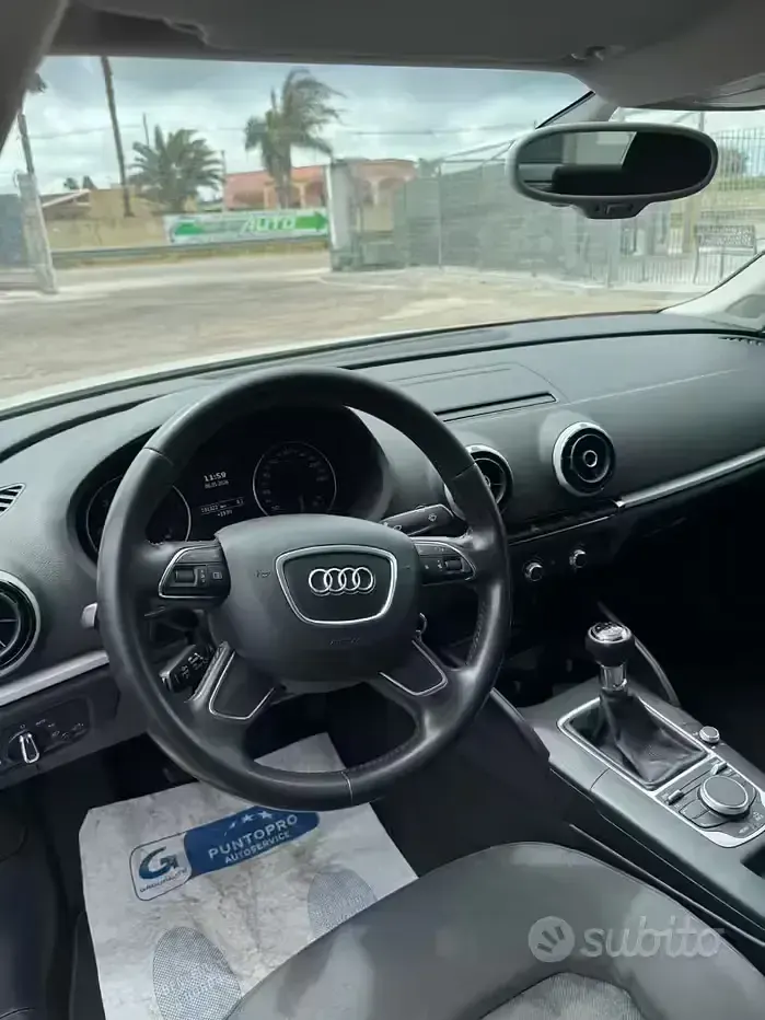 Usata Audi A3 105 CV (77 kW) 2015 Bianco Berlina