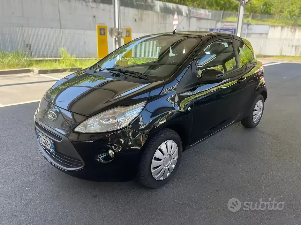 Usata Ford Ka 69 CV (50 kW) 2011 Nero Utilitaria