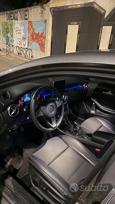 Usata Mercedes A160 2016 Grigio Berlina